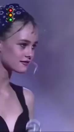 ������