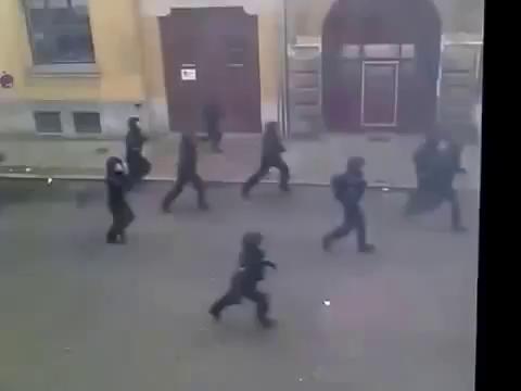 ������