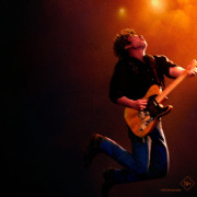 .     / Springsteen: Deliver Me from Nowhere