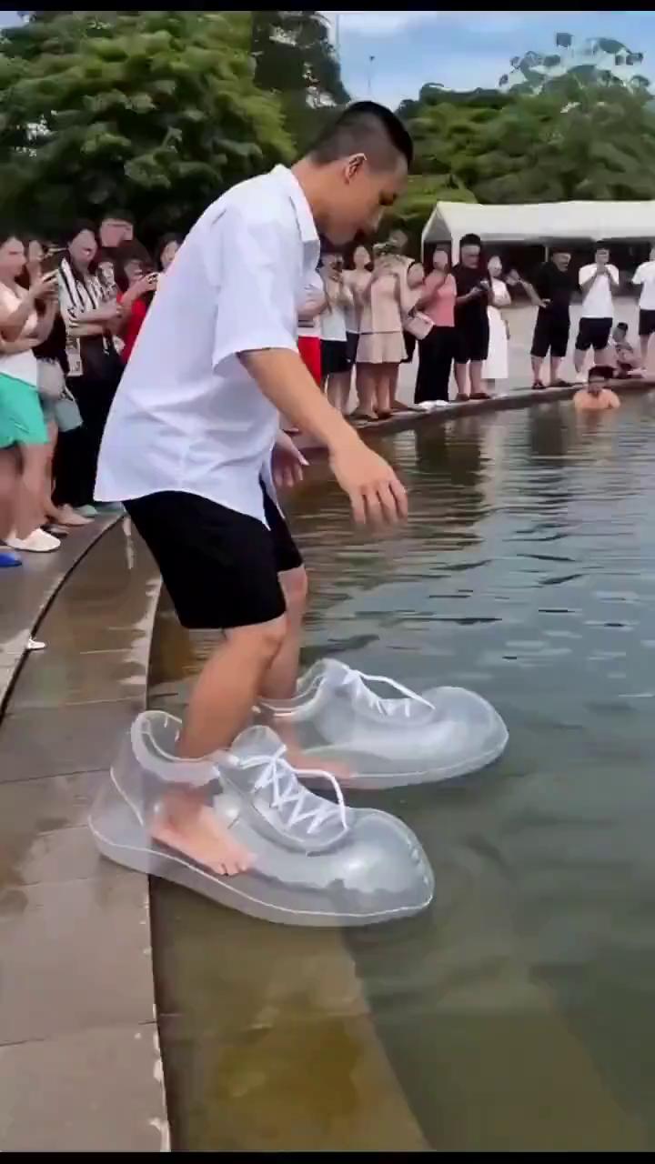 ������