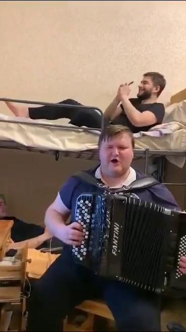 ������
