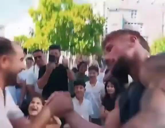 ������