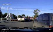 Car Crash Compilation August (8)      18