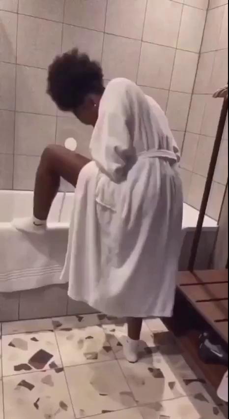 ������