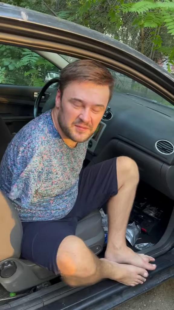 ������