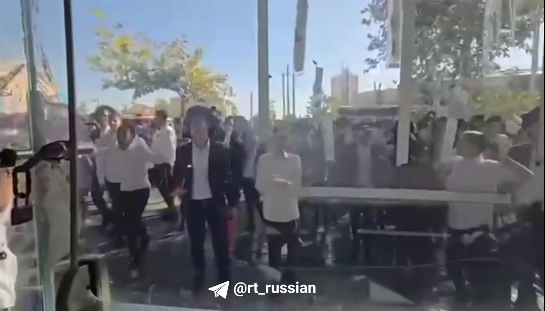 ������