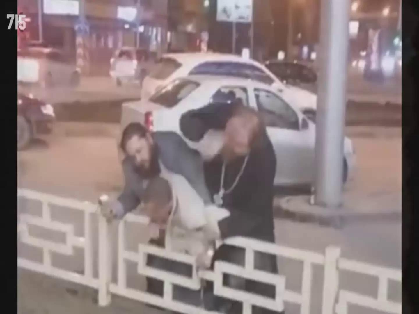 ������