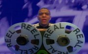 Reel 2 Real y  Go On Move (1993)
