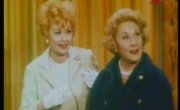 ��� ���� / The Lucy Show - 5 �����, 15 ����� "���� � ������ � ���� / Viv Visits Lucy"
