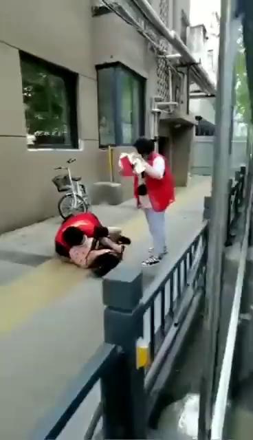 ������