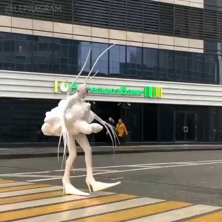 ������