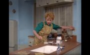 ��� ���� / The Lucy Show - 3 �����, 26 ����� "Lucy and the Disc Jockey"