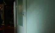   / Behind the Glass - 