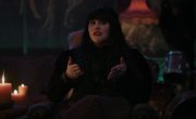      ( ) / What We Do in the Shadows - 3 , 3 