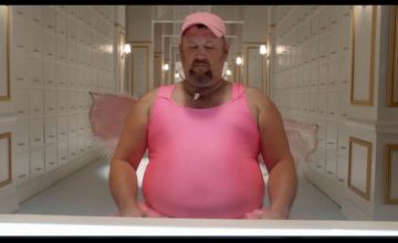 зубная фея трейлер. фильм зубная фея трейси. зубная фея скала. дерек томпсон зубная фея. зубная фея кадры из фильма чейз эллисон.