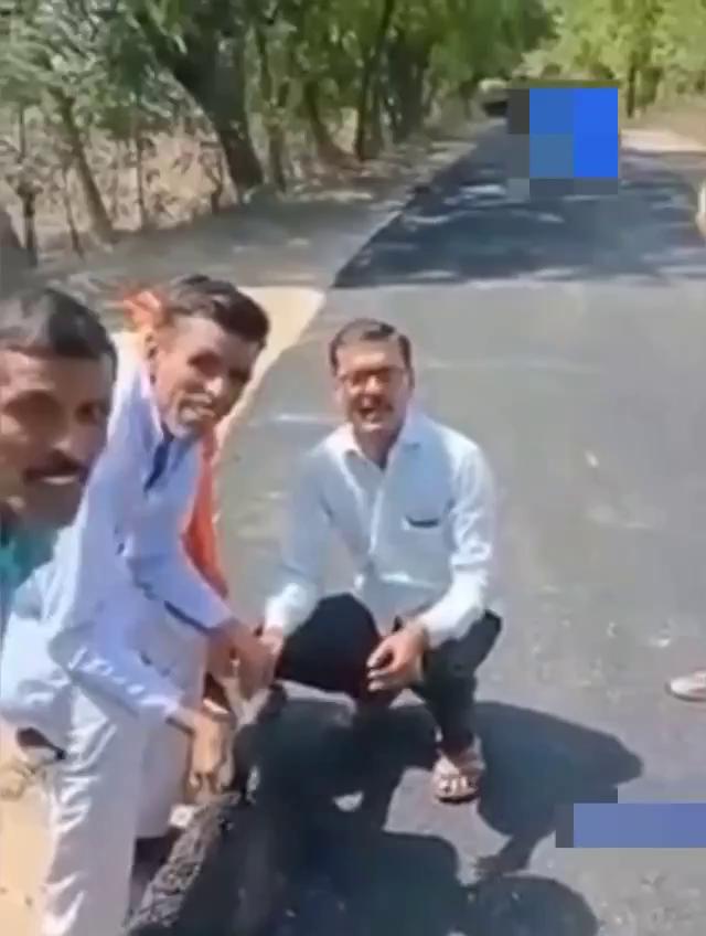 ������