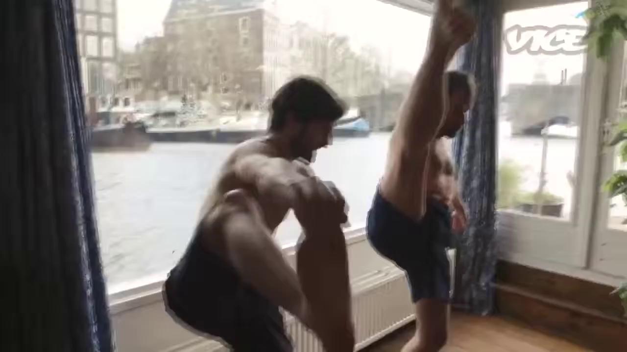 ������